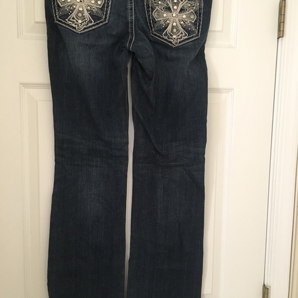 Miss Me Grace in LA bootcut jeans. - Picture 2 of 6